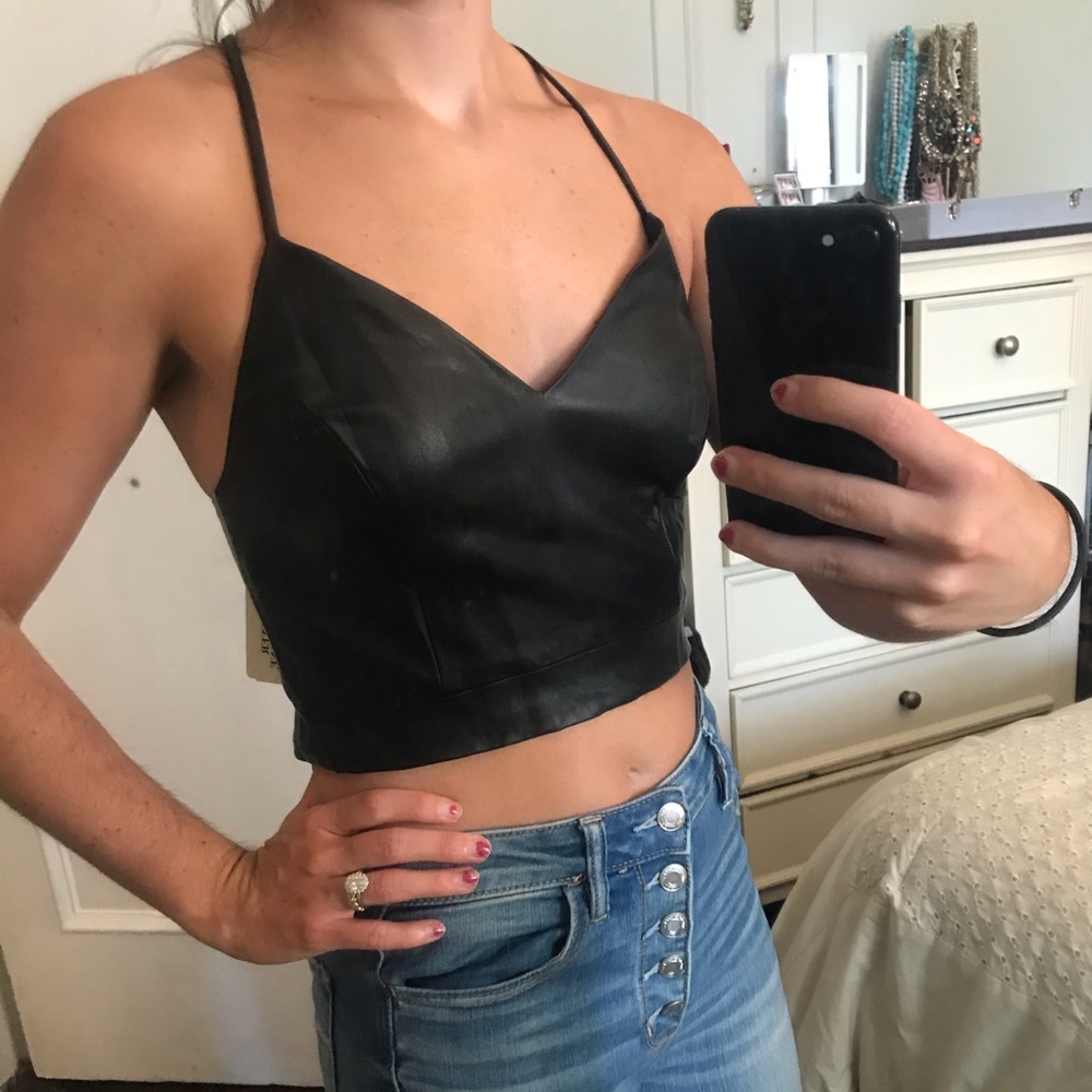 NWT Cross back black leather crop top, SIZE S